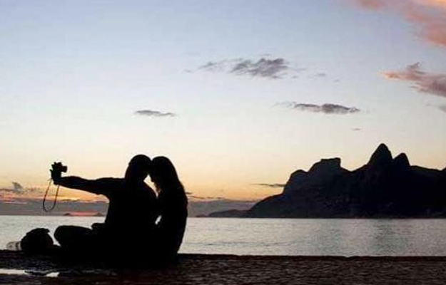 Propose Day: इस तरह करें इजहार ए इश्क तो यकीनन नहीं होगी ना Propose Day: इस तरह करें इजहार ए इश्क तो यकीनन नहीं होगी ना