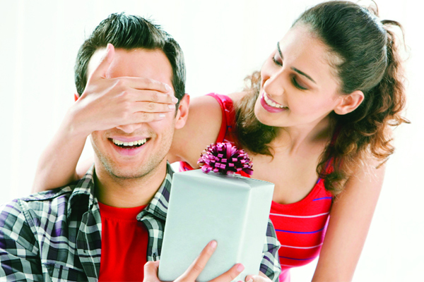 Valentine Day: प्यार जताने का नायाब तरीका... Valentine Day: प्यार जताने का नायाब तरीका...