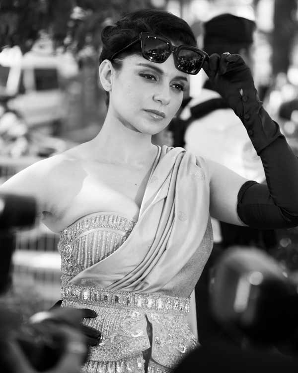 PICS: Cannes में कंगना की कांजीवरम ने सबको लुभाया