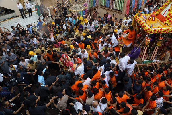 तस्वीरों में देखें, अहमदाबाद में भगवान जगन्नाथ की रथयात्रा