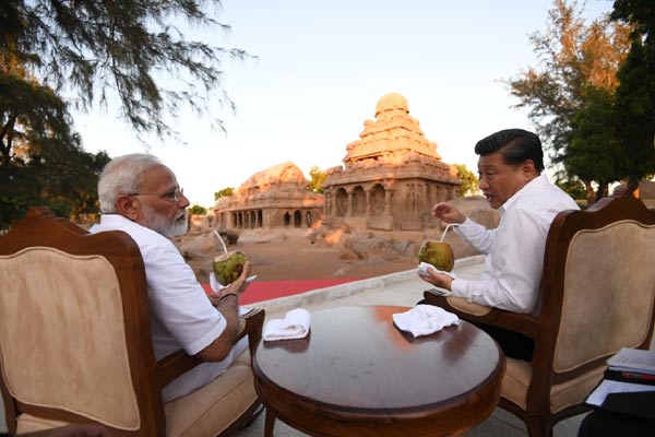 PICS: ...जब महाबलीपुरम में मोदी बने PICS: ...जब महाबलीपुरम में मोदी बने