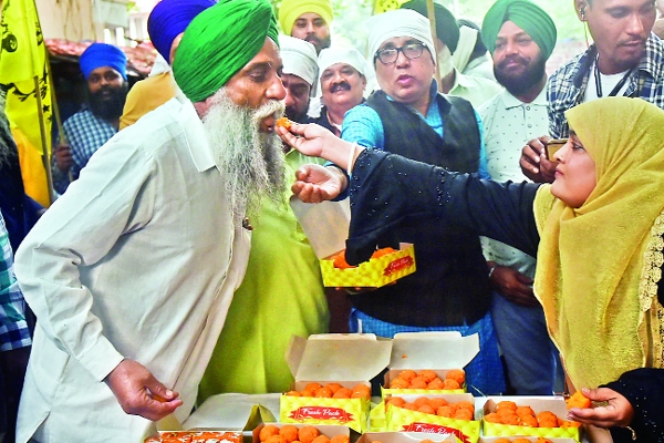 शुरू हुई किसानों की घर वापसी शुरू हुई किसानों की घर वापसी