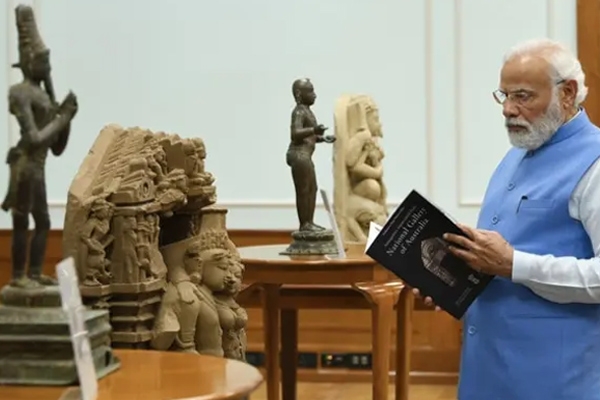 ऑस्ट्रेलिया ने लौटाए भारत को 29 पुरावशेष ऑस्ट्रेलिया ने लौटाए भारत को 29 पुरावशेष