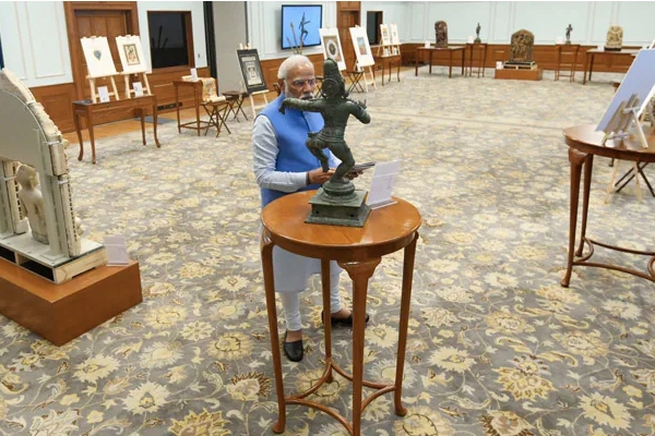 ऑस्ट्रेलिया ने लौटाए भारत को 29 पुरावशेष ऑस्ट्रेलिया ने लौटाए भारत को 29 पुरावशेष