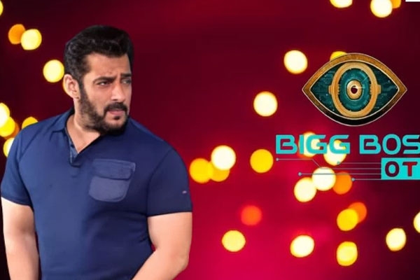 एल्विश या अभिषेक, किसे मिलेगी OTT 2 की ट्रॉफी एल्विश या अभिषेक, किसे मिलेगी OTT 2 की ट्रॉफी