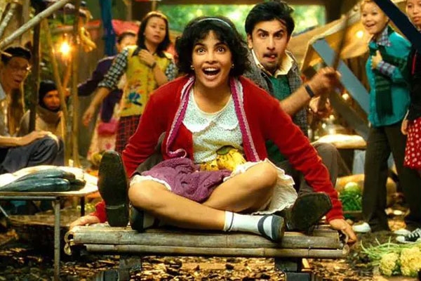 Priyanka Chopra Birthday: महज 18 साल में बन गईं थीं स्टार Priyanka Chopra Birthday: महज 18 साल में बन गईं थीं स्टार
