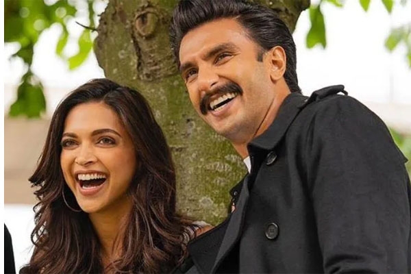 Deepika Padukone हैप्पी मैरिज का सीक्रेट किया शेयर Deepika Padukone हैप्पी मैरिज का सीक्रेट किया शेयर