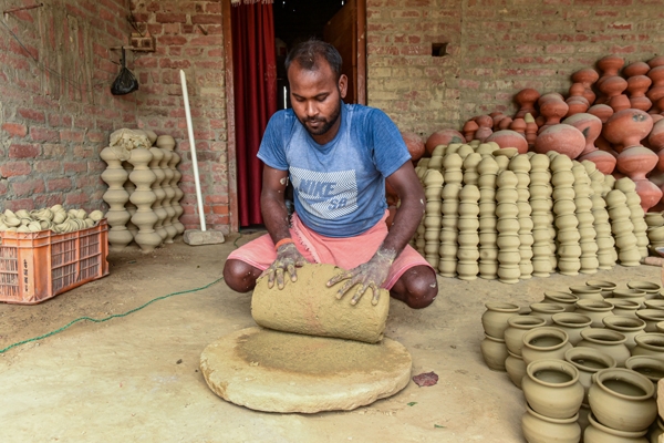 अयोध्या में दीपोत्सव की तैयारी