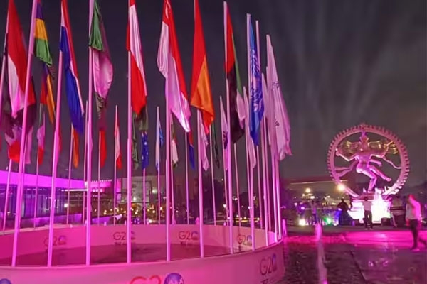 G20 समिट की मेजबानी के लिए दिल्ली सजी... G20 समिट की मेजबानी के लिए दिल्ली सजी...