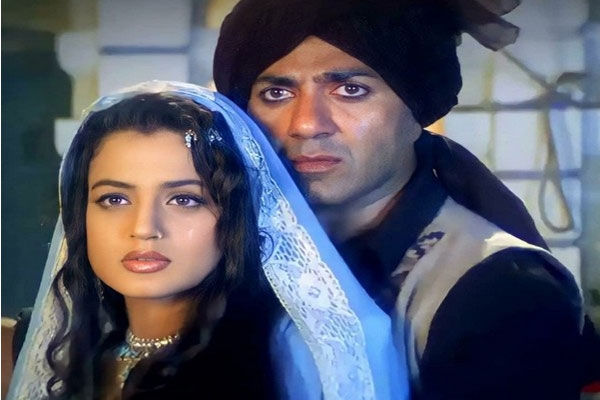कारगिल दिवस पर सनी देओल अमीषा पटेल की कारगिल दिवस पर सनी देओल अमीषा पटेल की