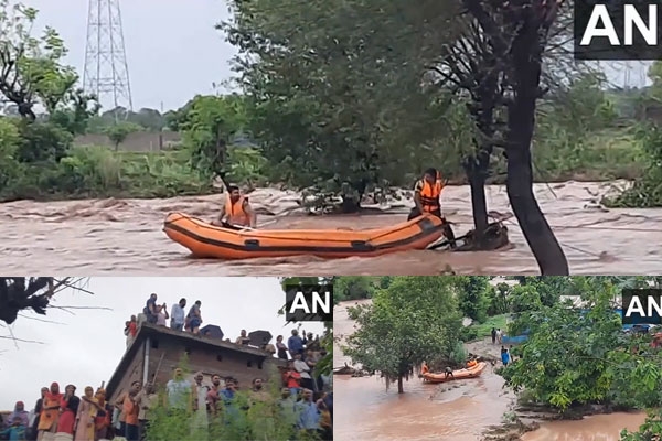 आफत में बदली बारिश, जन-जीवन हुआ अस्त-व्यस्त आफत में बदली बारिश, जन-जीवन हुआ अस्त-व्यस्त