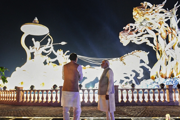पीएम मोदी ने किया श्री महाकाल लोक का लोकार्पण पीएम मोदी ने किया श्री महाकाल लोक का लोकार्पण