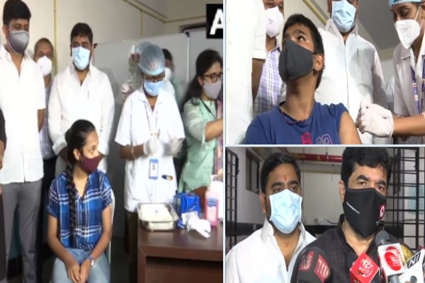 आज से 15 से 18 साल के बच्चों को टीकाकरण, देखिए देशभर से तस्वीरें आज से 15 से 18 साल के बच्चों को टीकाकरण, देखिए देशभर से तस्वीरें