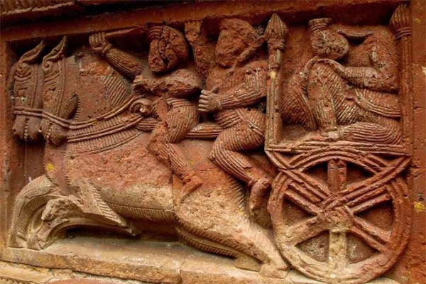 108 ऐतिहासिक मंदिरों और तालाबों वाला अनूठा गांव मलूटी 108 ऐतिहासिक मंदिरों और तालाबों वाला अनूठा गांव मलूटी