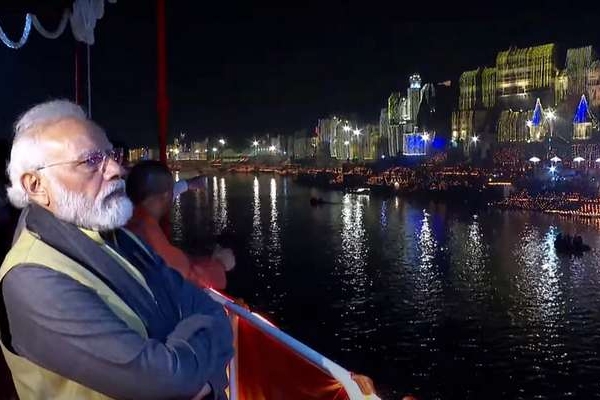 सीएम योगी संग आधी रात सीएम योगी संग आधी रात