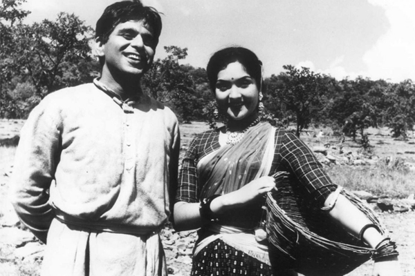 ‘मुगल-ए-आजम’ से ‘कर्मा’ तक... ‘मुगल-ए-आजम’ से ‘कर्मा’ तक...