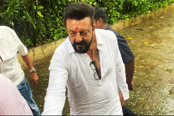 LEO से संजय दत्त का लुक रिलीज