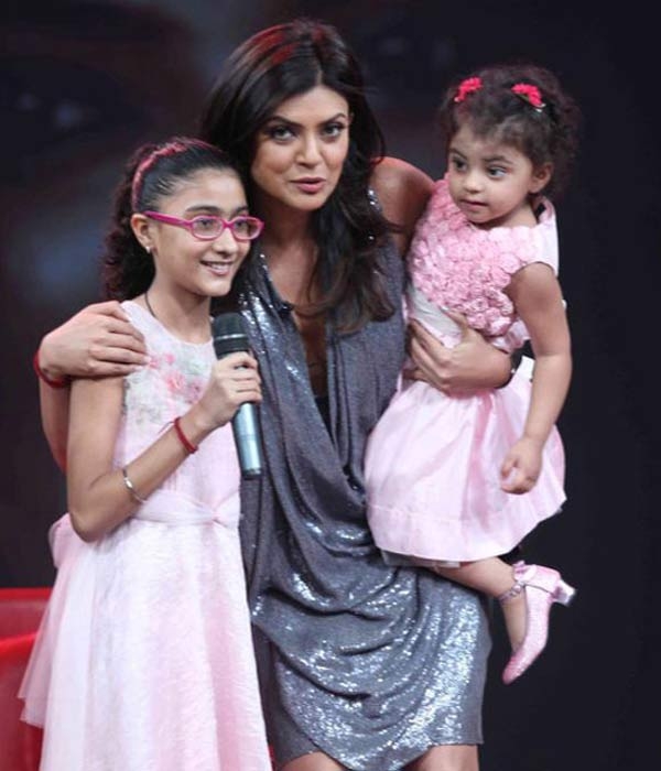 Sushmita Sen मना रही बेटी अलीसा का जन्मदिन