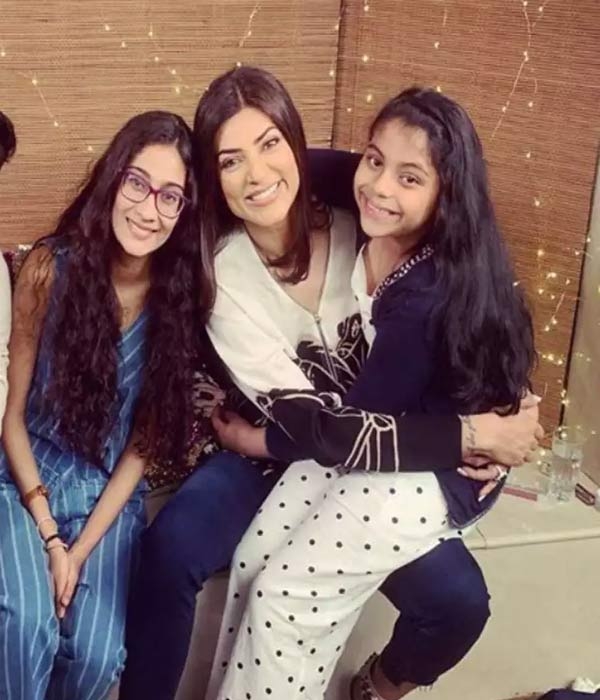 Sushmita Sen मना रही बेटी अलीसा का जन्मदिन Sushmita Sen मना रही बेटी अलीसा का जन्मदिन
