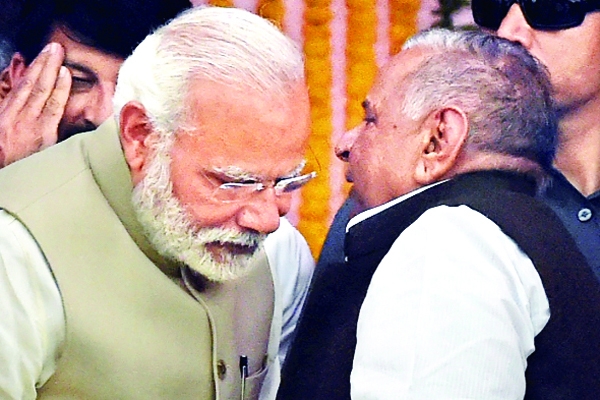 धरती पुत्र के यादगार पल धरती पुत्र के यादगार पल