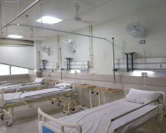 भोपाल के 24 अस्पतालों में कोरोना मरीजों के लिए 20 फीसदी बेड आरक्षित