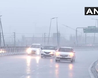 दिल्ली-NCR में भारी बारिश के बाद मौसम हुआ सुहाना