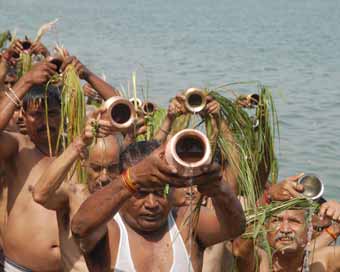 पिंडदानियों के लिए सजधज कर तैयार 