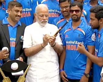 पीएम से मिली भारतीय दृष्टिहीन क्रिकेट टीम