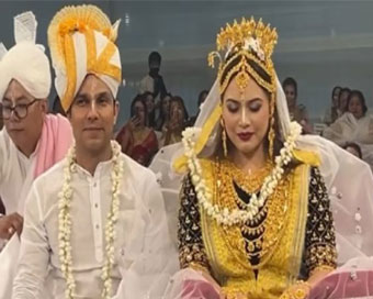 Randeep-Lynn Wedding: रणदीप हुड्डा ने लिन लैशराम संग की शादी