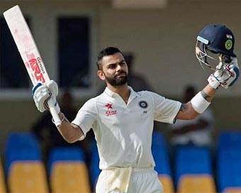 हैदराबाद टेस्ट : कोहली और विजय के शतक से भारत मजबूत