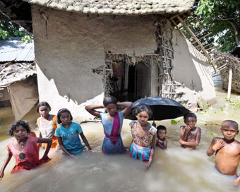 बिहार, उप्र, असम में बाढ़ का कहर जारी