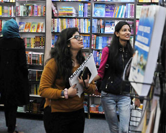 Delhi Book Fair: किताबों के बारे में थोड़ा यह भी जानें